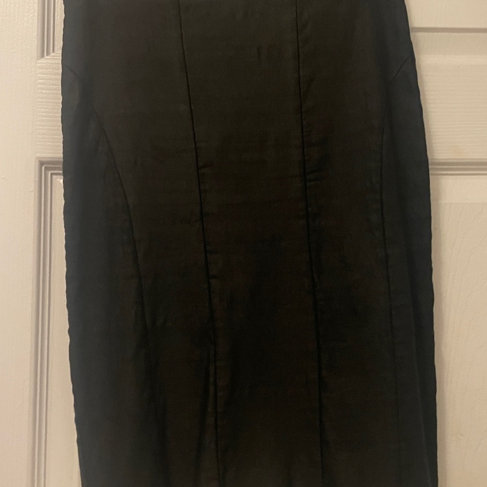 Elegant Black Pencil Skirt
